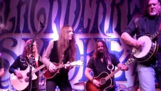 Blackberry Smoke - Memphis Special / Son Of A Bourbon (special guest Barry Waldrep & Benji Shanks)