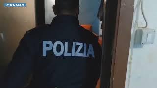 Catania, scovato il bar nascosto (e sporco)