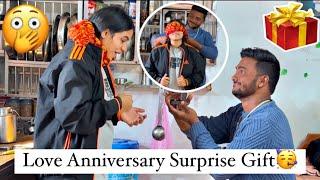 Pradnya चा First  Surprise Gift | Shocking Reactions  | Love Anniversary  | Rohit & Pradnya