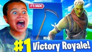 SURPRISING MY LITTLE BROTHER WITH THE REAPER PICKAXE!! HE HAD NO IDEA IT WAS IN THE SHOP! - FORTNITE