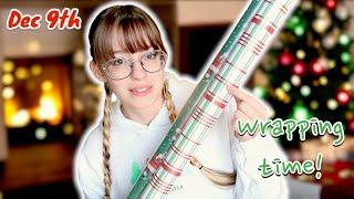 Wrapping up Christmas presents! | PassioKnit Vlogmas 2024