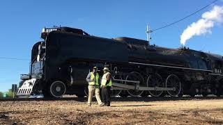 Rail Fans Watch Rare Visit as UP844 Arrive in Memphis