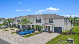 Real estate townhome in Naples, Florida for sale