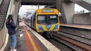 Comeng Rail 1: Trainspotting at North Melbourne!