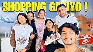 Baba Le Hamelai Yeti Dherai Shopping Gardinu Vayo  || Baba Sanga Shopping  || Roshan Vlogs