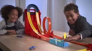 Hot Wheels® Track Builder Unlimited Corkscrew Twist Kit™    | AD