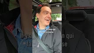 Raymond de #TPMP évoque son enfance à bord de la Renault R21 Turbo dans #DirectAuto.