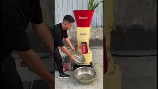 The new multifunctional feed pellet machine is a new type of breeding equipment with crushing
