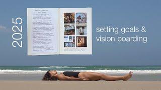 How to set new year goals and vision board to make 2025 your best year yet