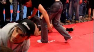 Martin vs Yann - Cobra Challenge No-gi BJJ - Laval 7 avril 2012.mp4