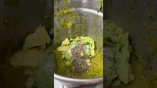 Salsa de Aguacate  #freddsters #foodie #cooking #salsa #salsaverde #avocado #avocadosalsa #receta