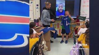 Florida teacher inspires students through NFL stats, Bills take note