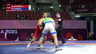 1/4 GR - 77 kg: R. HUSEYNOV (AZE) v. A. OUAKALI (ALG)