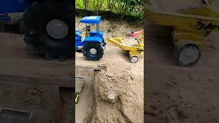 Tractor  status mitti load work
