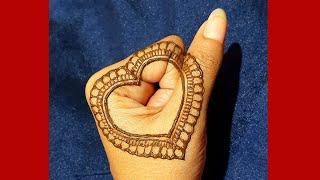 Trendy Mehandi Design-Valentine's day special heart shape mehandi designs