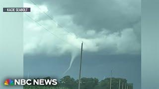 Destructive tornado outbreak rips across Midwest