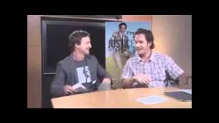 Mark-Paul Gosselaar speaks Dutch