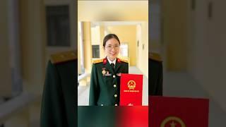 Cô gái tốt nghiệp thủ khoa Học viện Kỹ thuật quân sự ra trường với quân hàm Trung úy