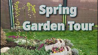 Full Spring Garden Tour // Zone 7 // April 2023 #springgardentour #springflowers