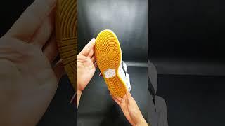나이키 SB 덩크 로우 프로 화이트 앤 검 라이트 브라운 Nike SB Dunk Low Pro White and Gum Light Brown 운동화 리셀왕