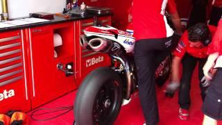 WSBK Misano 2011: ignition of Carlos Checa Althea Racing  Ducati 1198 F11