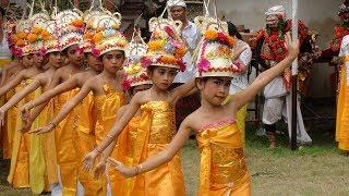 Tari Rejang Dewa, saat Rahina Ngusaba Pura Puseh