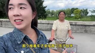 在美国长大的姐妹，来中国上学是种什么体验，中国孩子太累了