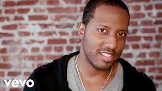 Isaac Carree - In The Middle (Official Video)