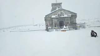 Heavy Snowfall || Kedarnath Temple || November 2018