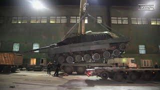 Captured German Leopard Tank arrives at Uralvagonzavod in Russia