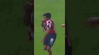 HERMOSO FESTEJO DE YAEL PADILLA CON SU GOL 🫶 | CHIVAS 2-0 SANTOS | #chivas #futbol