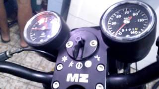 MZ 250 FBM funcionando após 20 anos parada.