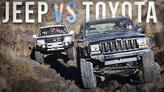 CAR WARS Jeep XJ vs Toyota Land Cruiser