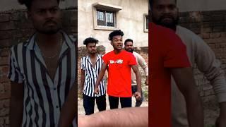 किसको जिंदगी से प्यार नही है#funny #comedy #short #shortfeed #realfools #surajrox #ajeet #dinesh