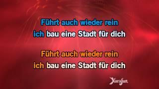 Karaoke Stadt - Cassandra Steen *