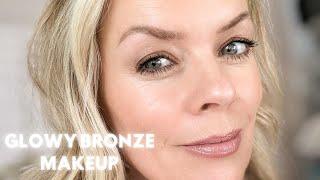 How to create an effortless glowy bronze makeup