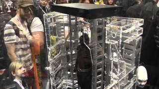 SDCC 2013 HOT TOYS CATWOMAN BATPOD BATMAN 1/4 SCALE BAT SUIT CASE