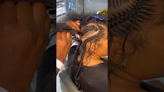 These stitch braids perfect  #stitchbraids #feeding  #braids #cornrows