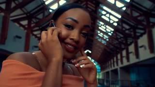 SHE LOVE ME (feat Jason Heerah) Elijah & Otentik Groove Official Clip