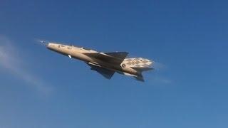 Roaring 1000 km/h Mig 21 Flyby Low Pass!