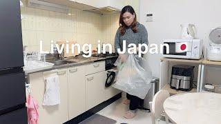 Living in Japan | Japanese Plastic Obsession | Grocery Shopping, Cooking, Japanese Onsen, Routine