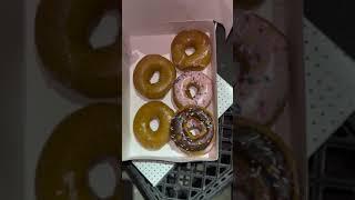 Dunkin Donuts Vs Krispy Kreme