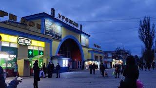 LOCAL MARKET NEAR VINNYTSIA NATIONAL MEDICAL UNIVERSITY, UKRAINE