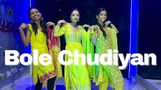 bole chudiyan / dance cover/ STS Dance Academy/ #trending #dance #bollywoodsongs #viralvideo