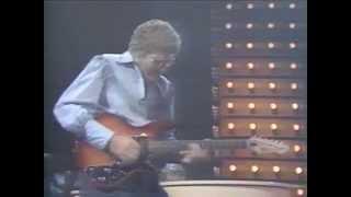 Carl Perkins w/ Ringo Starr - Honey Don't - 9/9/1985 - Capitol Theatre (Official)