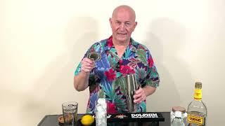 Classic Cocktails - Mixing a Tom Collins