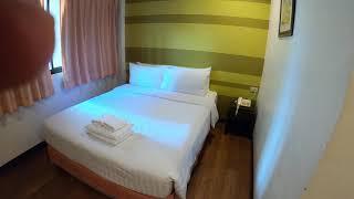 Woraburi Sukhumvit Hotel Soi 4 Bangkok Thailand review