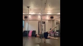 22년 새해 운동은 이거닷! #폴댄스#폴린이#폴댄스입문#폴댄스초보#polefitness #polesport #daily #workout #exercise #poledance