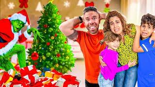 EL GRINCH casi DESTRUYE nuestro ARBOLITO de NAVIDAD|4PLUSONE