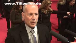 Bruce Willis outet sich als Softie - Stirb lansam 5 Premiere (TIKonline)